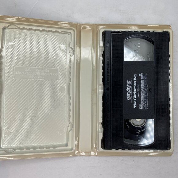 Vintage The Christmas Box VHS Tape Clamshell Case Richard Thomas Maureen O'Hara - Picture 4 of 9